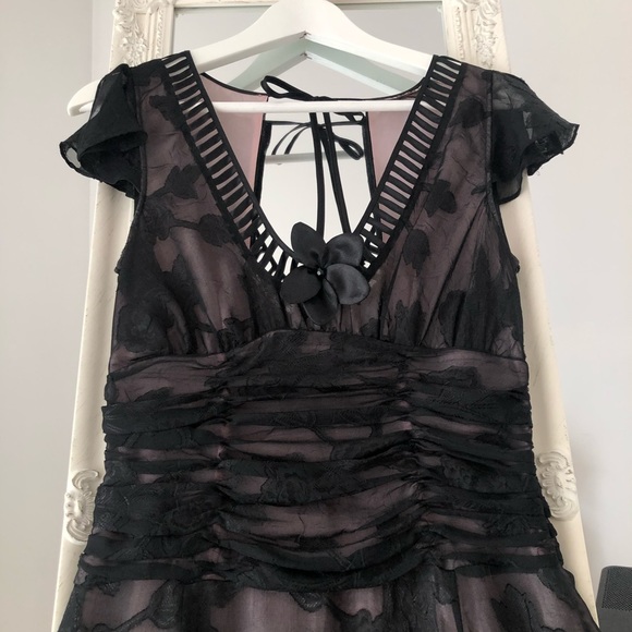 Black maxi dress size 6 US - Picture 2 of 3